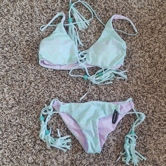 Reversible Bikini - Picture 7 of 11